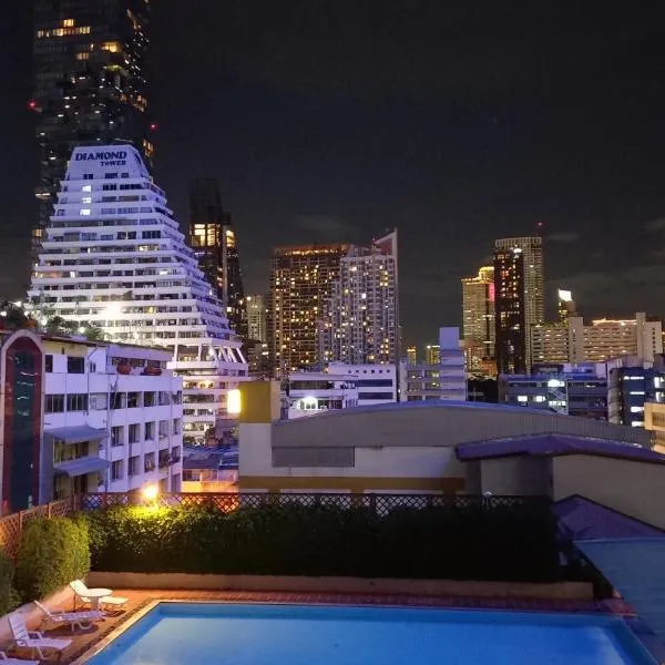 Panoramic City View Room at Silom, hotel i Bangkok