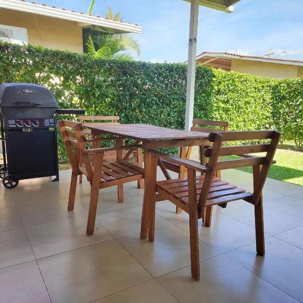 Coronado Beach Paradise, hotel in El Llano del Medio