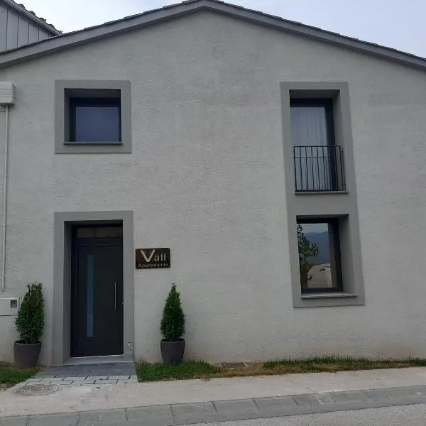 Apartaments Vall del Corb 1 Garrotxa, ξενοδοχείο σε San Miguel del Corp