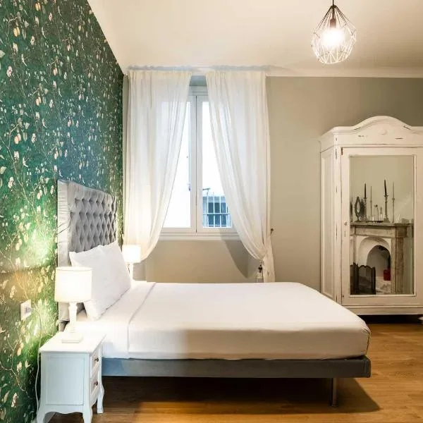 La Piazzetta Rooms & Apartments, hotel in Genoa