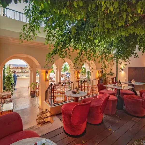 La Fonda Heritage Hotel Luxury, Relais & Châteaux, ξενοδοχείο στη Μαρμπέλλα