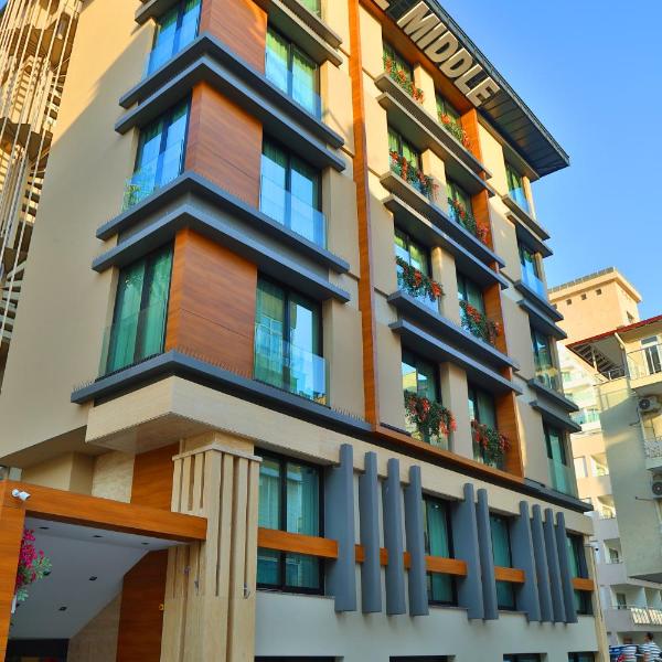 İn The Middle Hotel, Antalya (Adalia)
