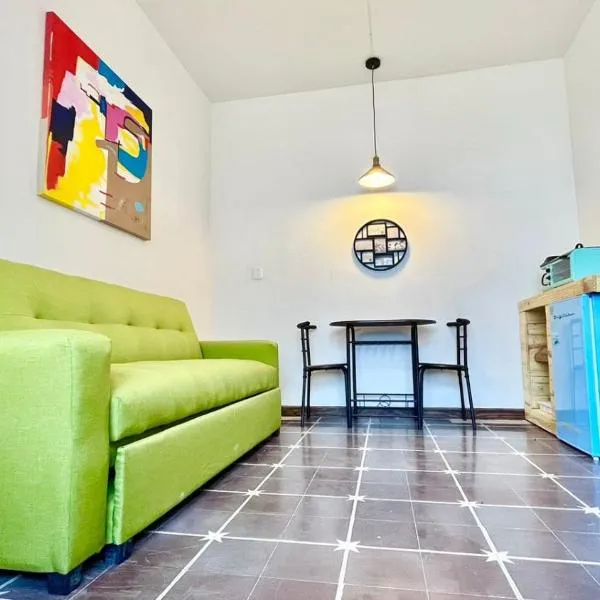 DGM Lofts MTY MN 960 A centro cerca de todo, ξενοδοχείο σε Monterrey