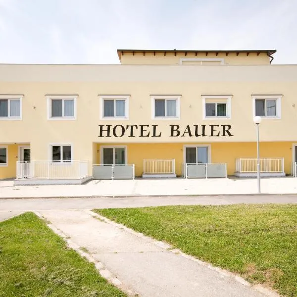 Hotel Bauer, hotel in Rauchenwarth