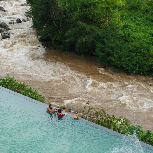 Eden Woods Resorts and Spa, hotel v destinaci Munnar