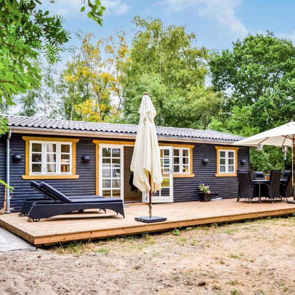 Beautiful Home In Frederiksvrk With 3 Bedrooms And Wifi