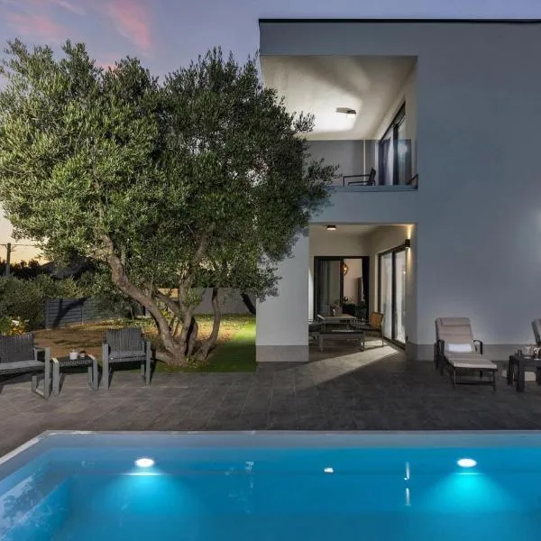 Villa Karla Rab, hotel v Rabu