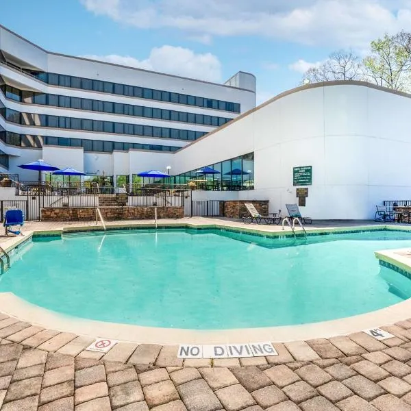 DoubleTree by Hilton South Charlotte Tyvola, hotel i Charlotte