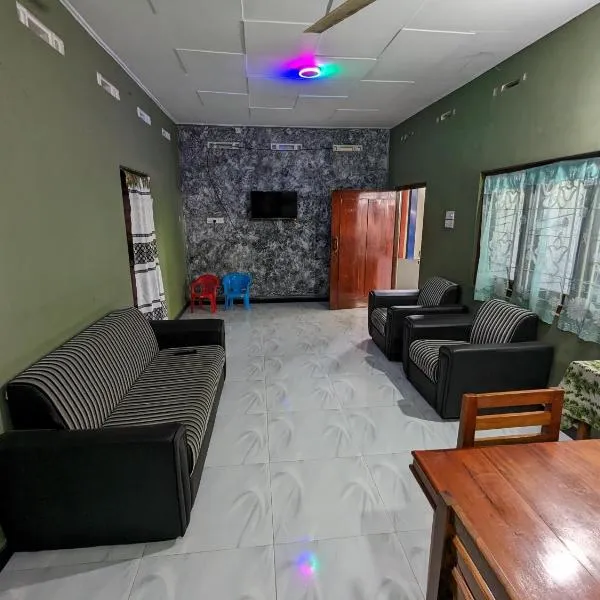 Spacious Full House Rental,位于贾夫纳的酒店