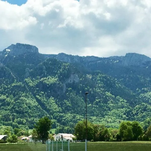 KampenZeit Loft mit traumhaftem Panoramablick，位于基姆高地区阿绍的酒店