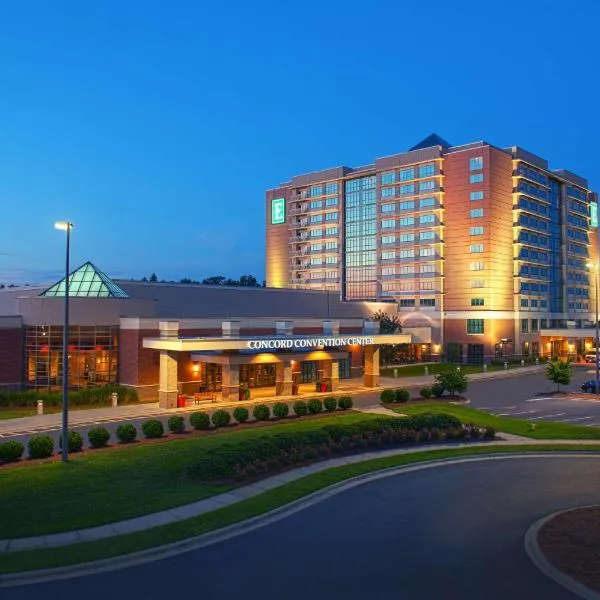 Embassy Suites by Hilton Charlotte Concord Golf Resort & Spa, hotel v destinácii Concord