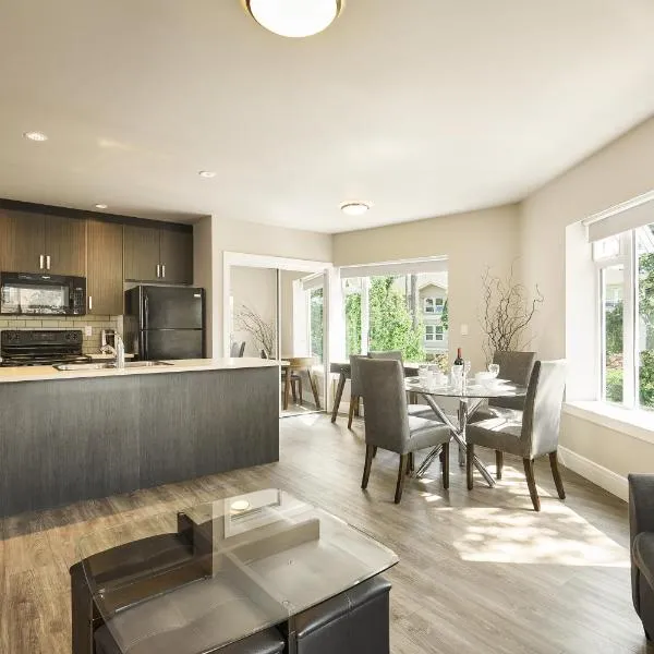 SoLo Suites, hotel in Victoria