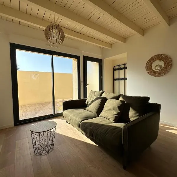 La Halte Occitane - Classé 3 étoiles - Pour 6 personnes, 3 chambres, parking, terrasse, tout inclus、モントーバンのホテル