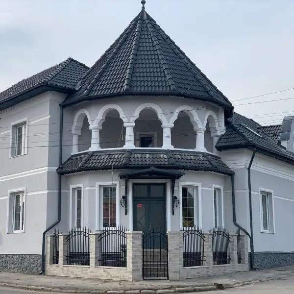 The Corner House, hotel in Hunedoara