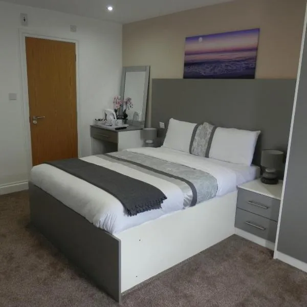 Heathrow Travellers Hub, hotel in Hounslow