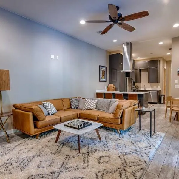 The Chic Cabin Apartment, готель у місті Флегстафф