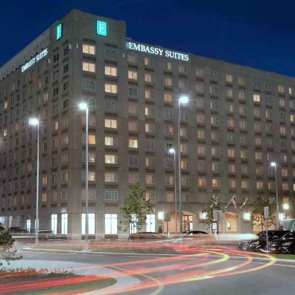 Embassy Suites Boston at Logan Airport, hotel di Boston