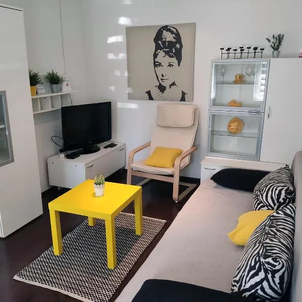 Zagreb Creative Apartments APP 2, hotel in Zagreb