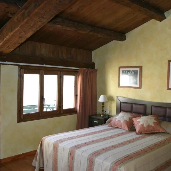 Casa rural Daudén, Hotel in Cantavieja