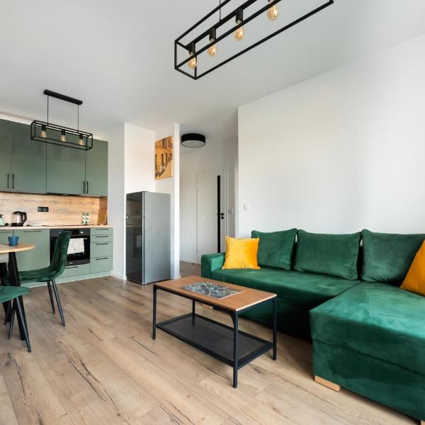 Nova Sfera Green Apartment by BookingHost, Warschau