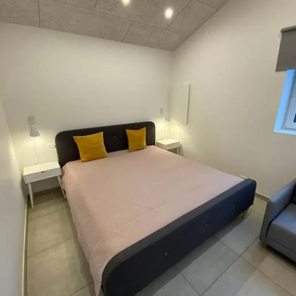 Small Rica house in the center in Billund, hotel v destinaci Billund