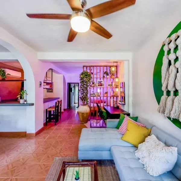 Casa Paloma - Zona Romantica, hotel in Puerto Vallarta