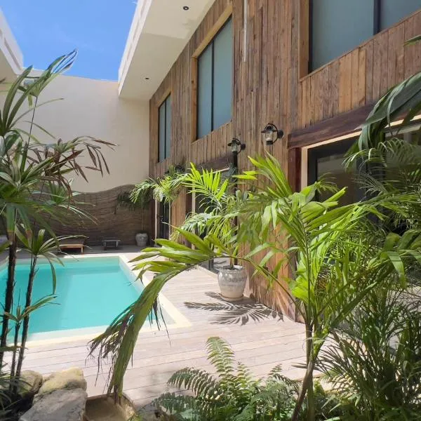 Family & Couples HARMONIA Suites in Tulum, hotel di Tulum