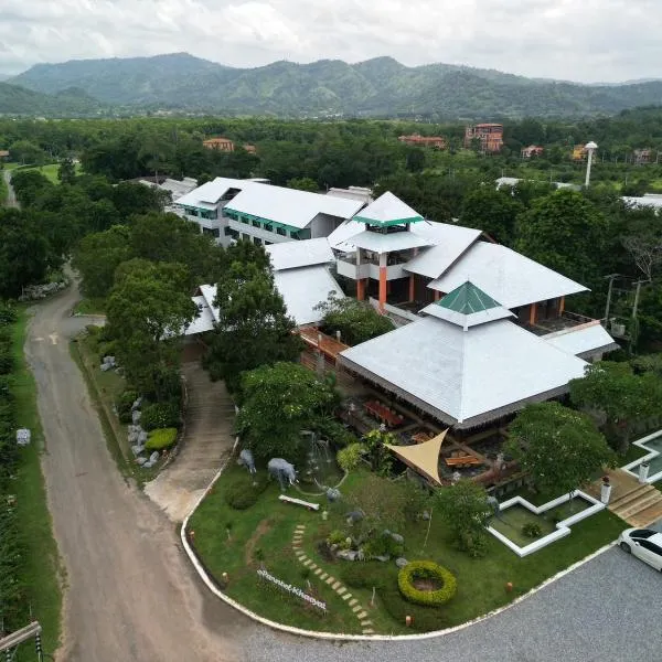 โรงแรมเขาใหญ่ฟ้าใส Khaoyai Fahsai Hotel, hotel u gradu Khao Yai