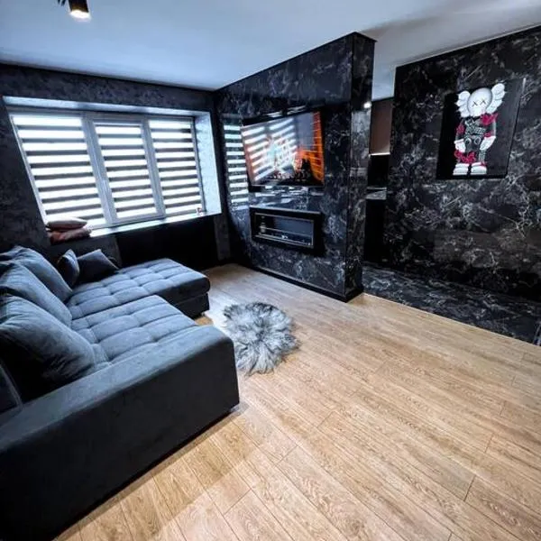 Black Pearl Luxury Apartment, hotel v destinaci Ventspils