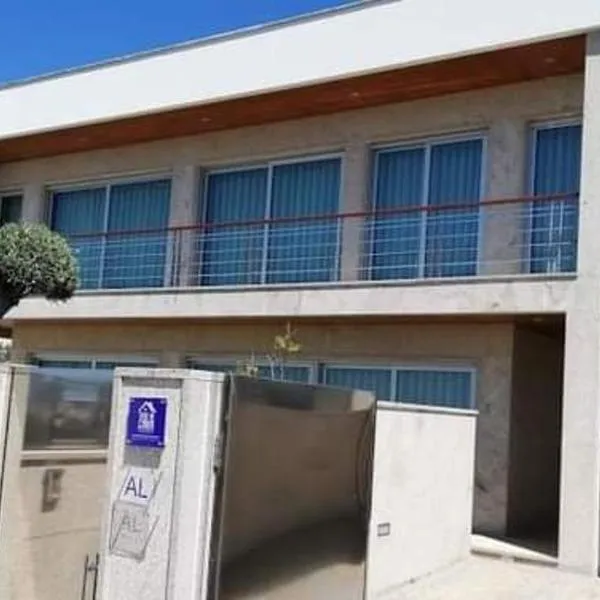 Casa do Chino, hotel in Belinho