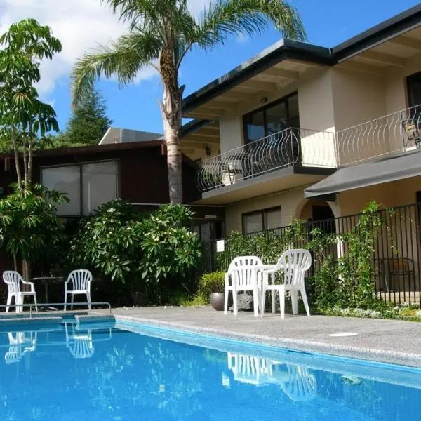 Waterfalls Estate - Motel & Campground, hôtel à Paihia