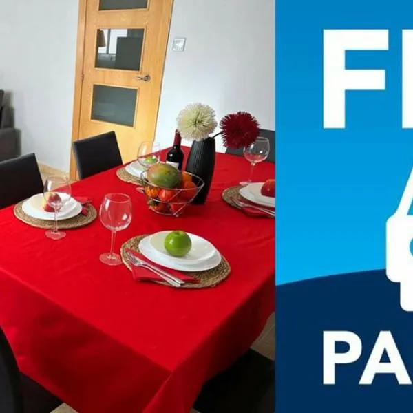 Calle Mora De Rubielos with Free Private Underground Parking, hotel i Valencia