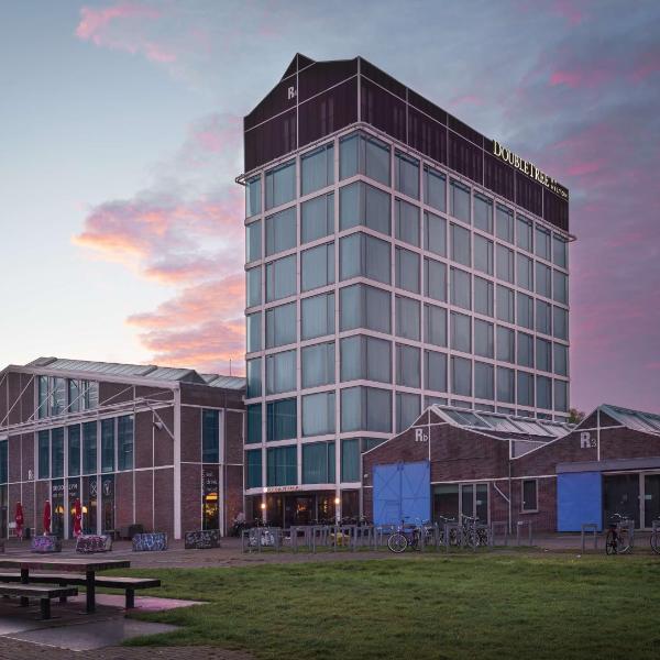 DoubleTree by Hilton Amsterdam - NDSM Wharf, Amsterdam