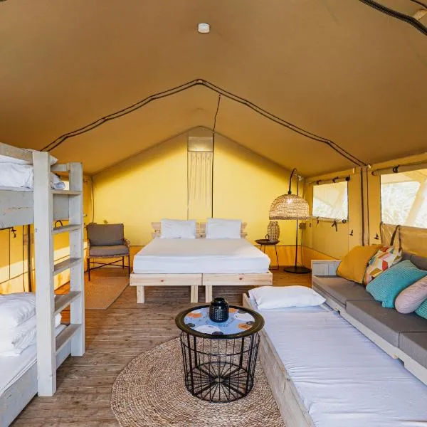 Layla Glamping, Hotel in Nir David