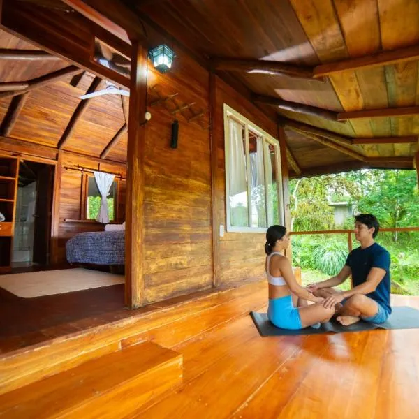 Galapagos Cabañas Eden, hotel in Bellavista