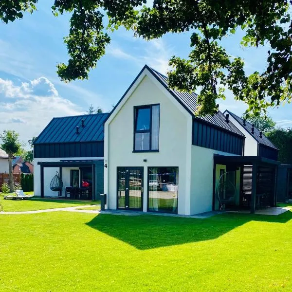 Domki Villa Hoff Resort: Trzęsacz şehrinde bir otel