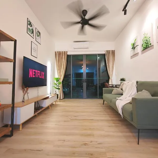 Monstera Meritus Homestay - Penang Butterworth Prai 1-8PAX, hotel em Perai