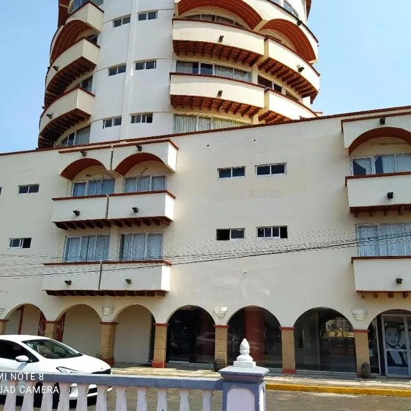 Gran Santiago Plaza, hotel v destinaci Santiago Tuxtla