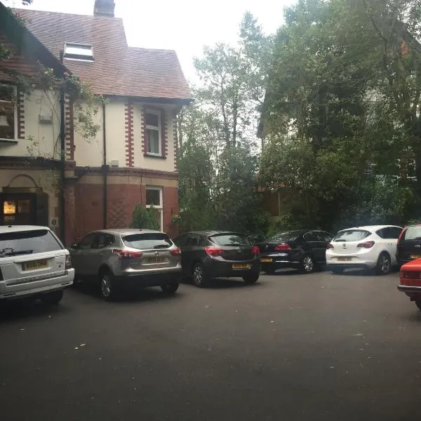 Oakfield Lodge Guest House Stockport, hotell sihtkohas Marple