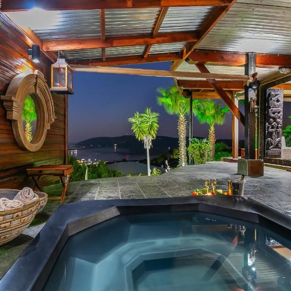 Knysna Lodge - Self Catering Accommodation with Woodfired Hot Tub, hotel in Knysna