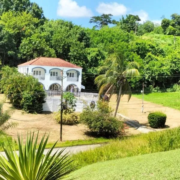 Sugarbird Villa, hotel in Black Rock