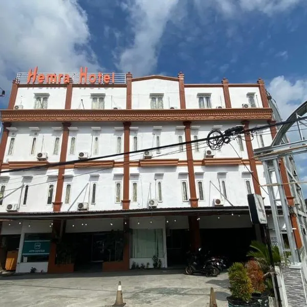 HEMRA HOTEL, hôtel à Balikpapan