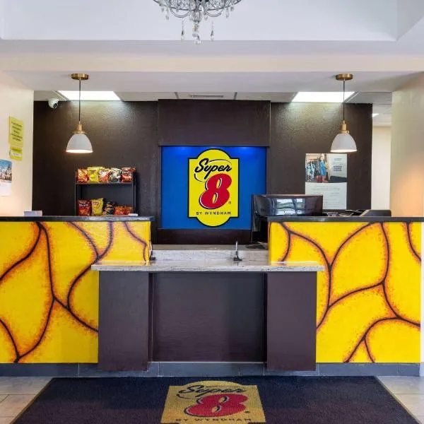 Super 8 by Wyndham Salisbury, hotel v destinaci Salisbury