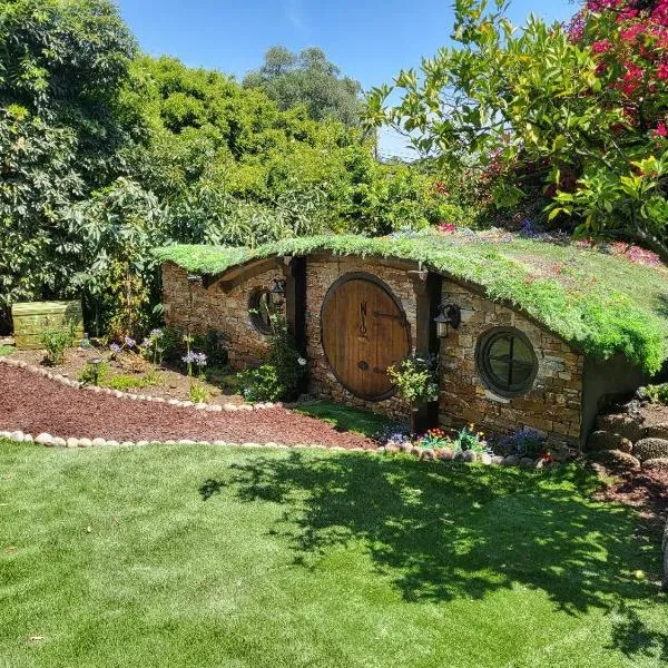 Hobbit Haven, hotel in Santa Barbara