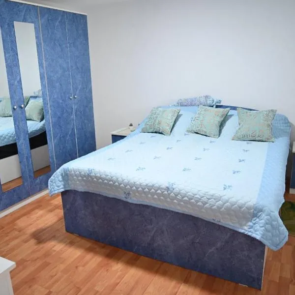 Oplenacki smestaj Milica, hotel em Topola