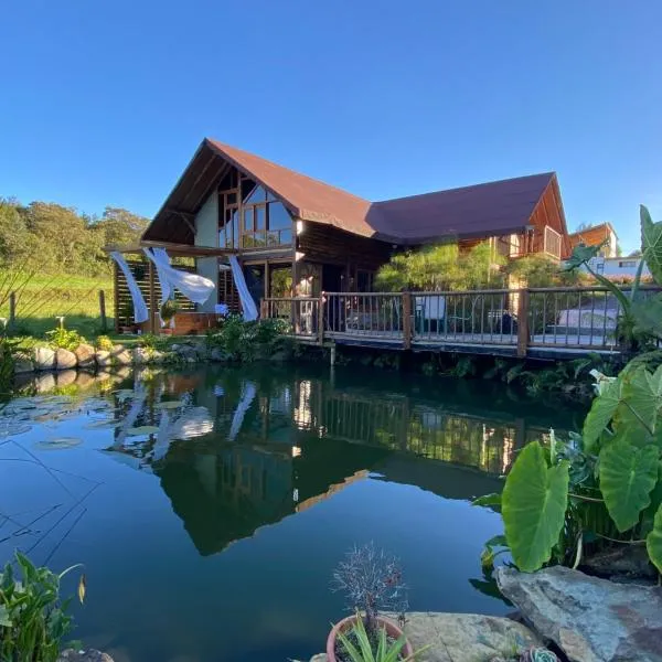 Chalet del lago Santa Elena, hotel en Santa Elena