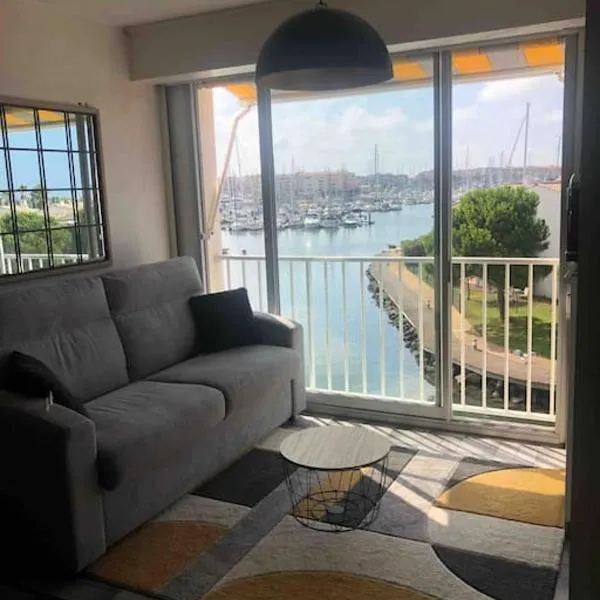 Agde : appartement vue sur le port, hotel in Cap d'Agde