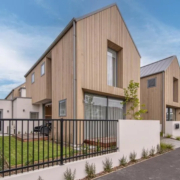 Outstanding on Aikmans, Hotel in Christchurch