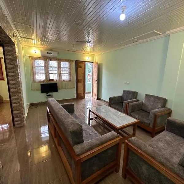 Résidence Agnès et Victor (RAV), hotell Banguis