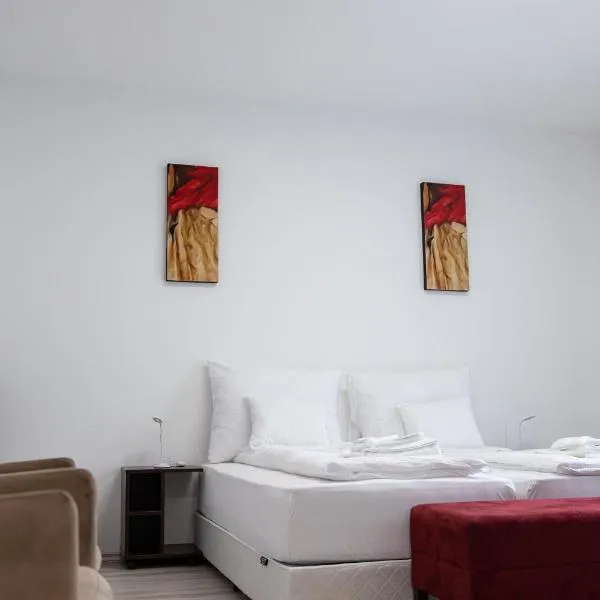 Rozmaring Apartmanház, hotel v destinaci Mórahalom